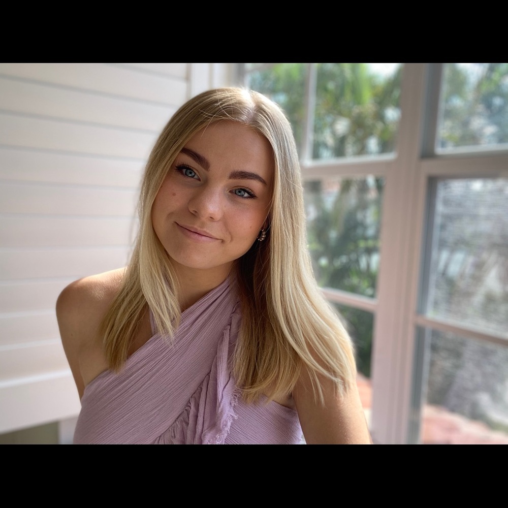 Meet your Posher, Julie